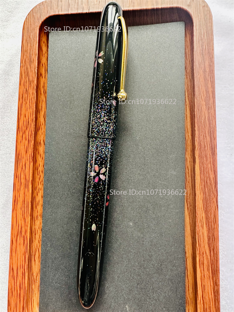 Cherry Blossoms Lacquer Raden  - огляд і ціна Gold 6138